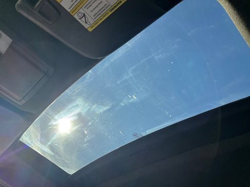 Used 2016 Ford F350 Lariat w/ Lariat Ultimate Package image 23