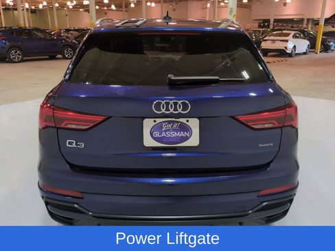 Used 2021 Audi Q3 2.0T Premium w/ Convenience Package AWD/4WD image 4