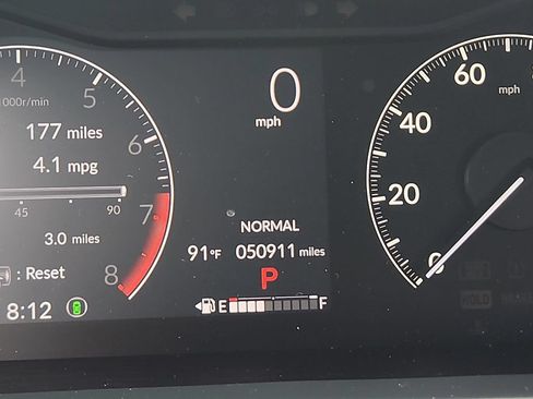 Used 2023 Honda HR-V LX image 30