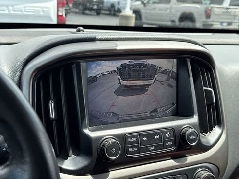Used 2016 Chevrolet Colorado Z71 AWD/4WD image 18