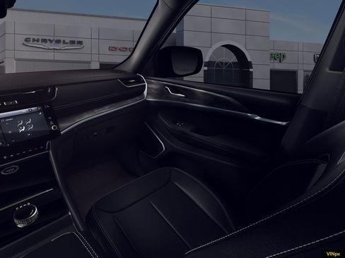 New 2026 Jeep Grand Cherokee Limited w/ Limited Altitude Package image 19