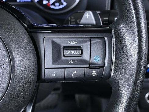 Certified 2022 Nissan Rogue SV image 15