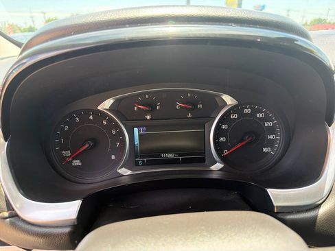 Used 2019 Chevrolet Traverse LT FWD image 13