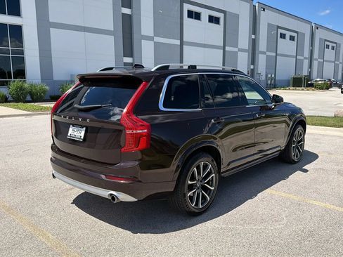 Used 2018 Volvo XC90 T5 Momentum w/ Convenience Package FWD image 5