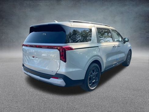 New 2026 Kia Carnival EX image 33