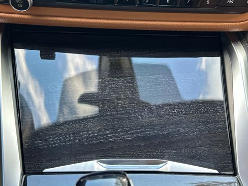 Used 2023 BMW M440i Coupe w/ Premium Package image 39