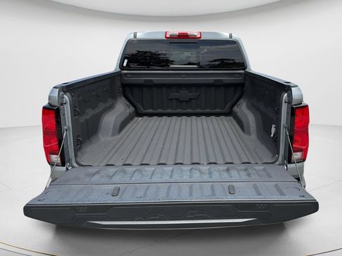 Used 2024 Chevrolet Colorado LT w/ LT Convenience Package III AWD/4WD image 11