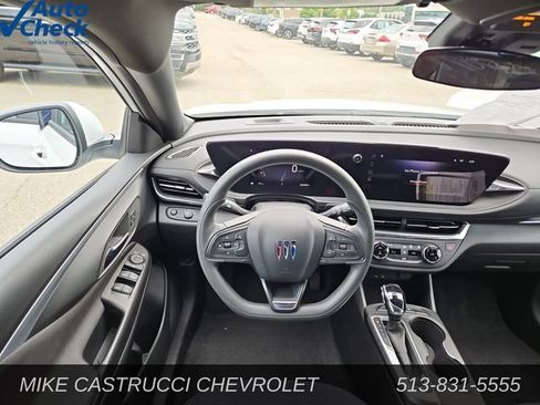 Used 2026 Buick Envista Preferred FWD image 11
