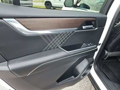 Used 2024 GMC Acadia Denali w/ LPO, Floor Liner Package image 12