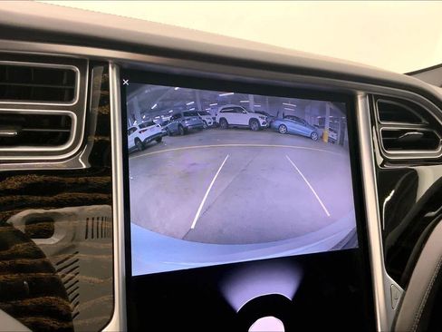 Used 2017 Tesla Model S 75 image 24