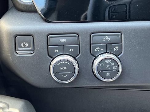 New 2026 GMC Sierra 1500 Elevation image 28