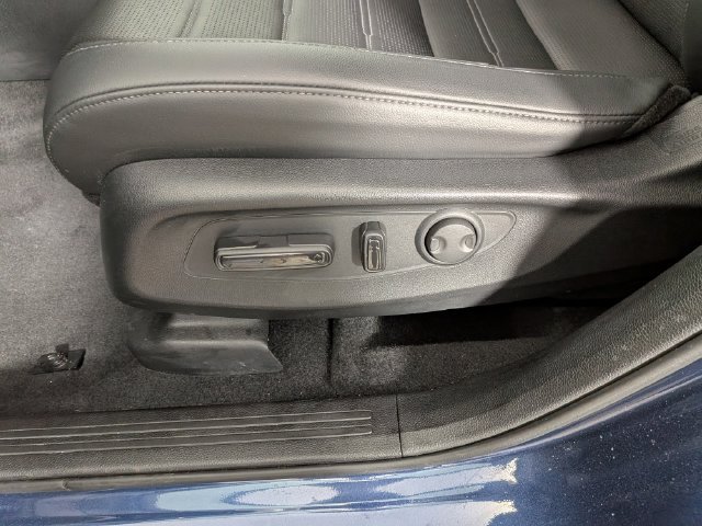 Used 2023 Honda CR-V EX-L image 17