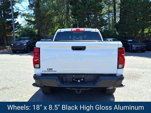 New 2026 Chevrolet Colorado W/T w/ WT Custom Package RWD image 27