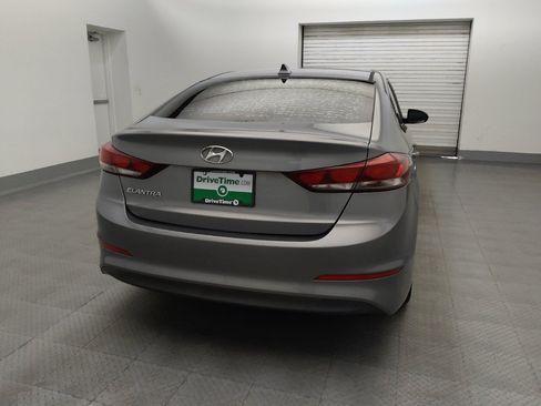 Used 2018 Hyundai Elantra SEL FWD image 7