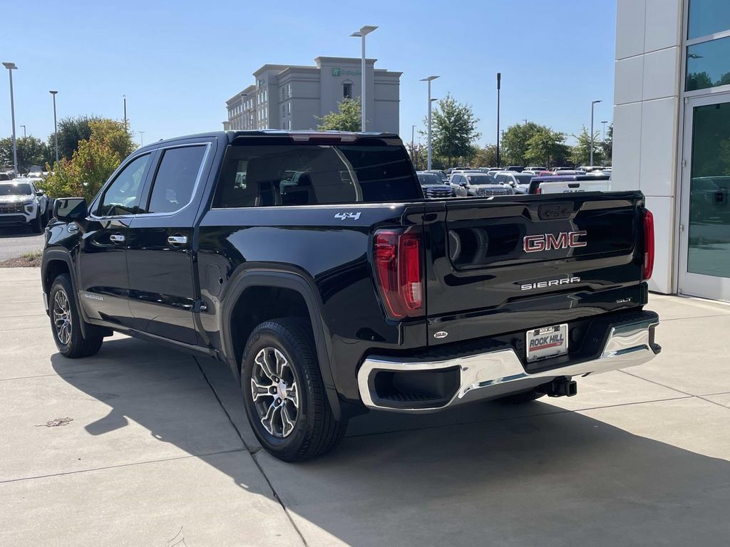 Used 2025 GMC Sierra 1500 SLT AWD/4WD image 2