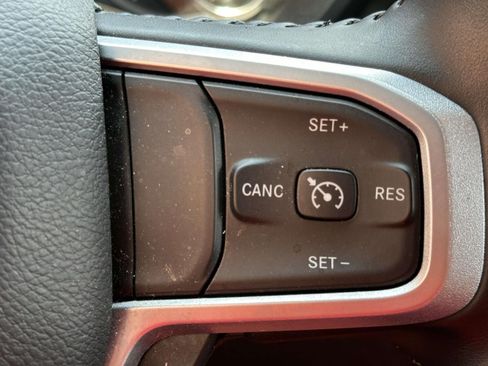 Used 2022 RAM 1500 Big Horn AWD/4WD image 21