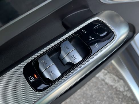 New 2025 Mercedes-Benz GLC 63 AMG S image 15