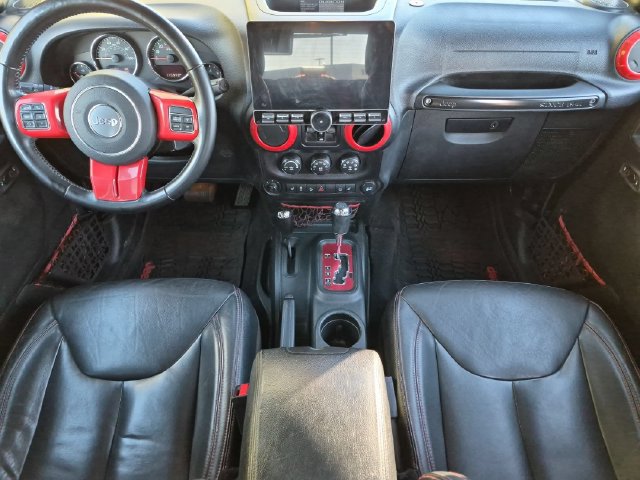Used 2017 Jeep Wrangler Unlimited Rubicon AWD/4WD image 13