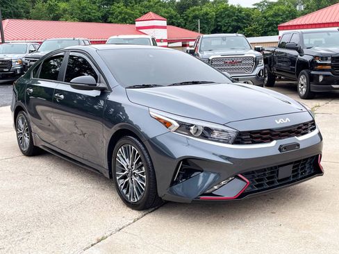 Used 2023 Kia Forte GT-Line w/ GT-Line Premium Package FWD image 2