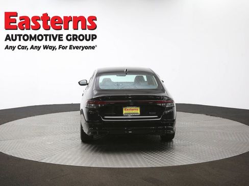 Used 2024 Honda Accord Touring image 40