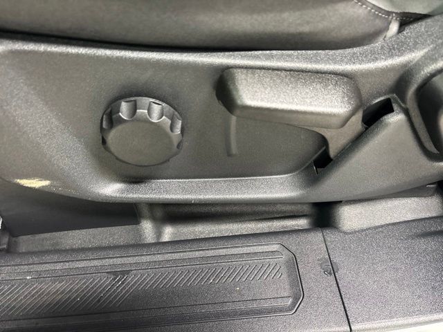 Used 2024 Ford Bronco Big Bend w/ Sasquatch Package AWD/4WD image 6