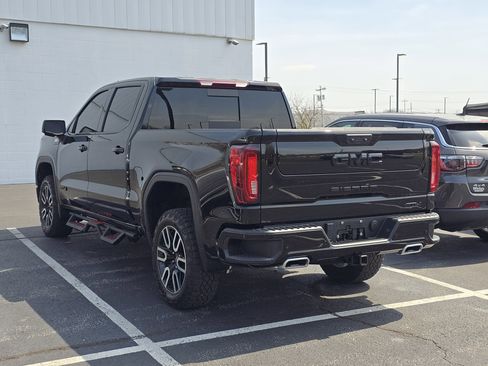 Used 2025 GMC Sierra 1500 AT4 w/ AT4 Premium Package image 6