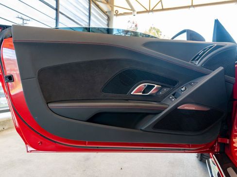 Used 2023 Audi R8 V10 GT RWD image 74