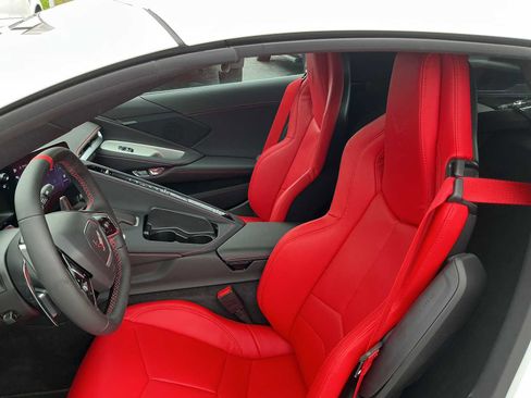 Used 2024 Chevrolet Corvette Stingray Coupe w/ 1LT RWD image 23