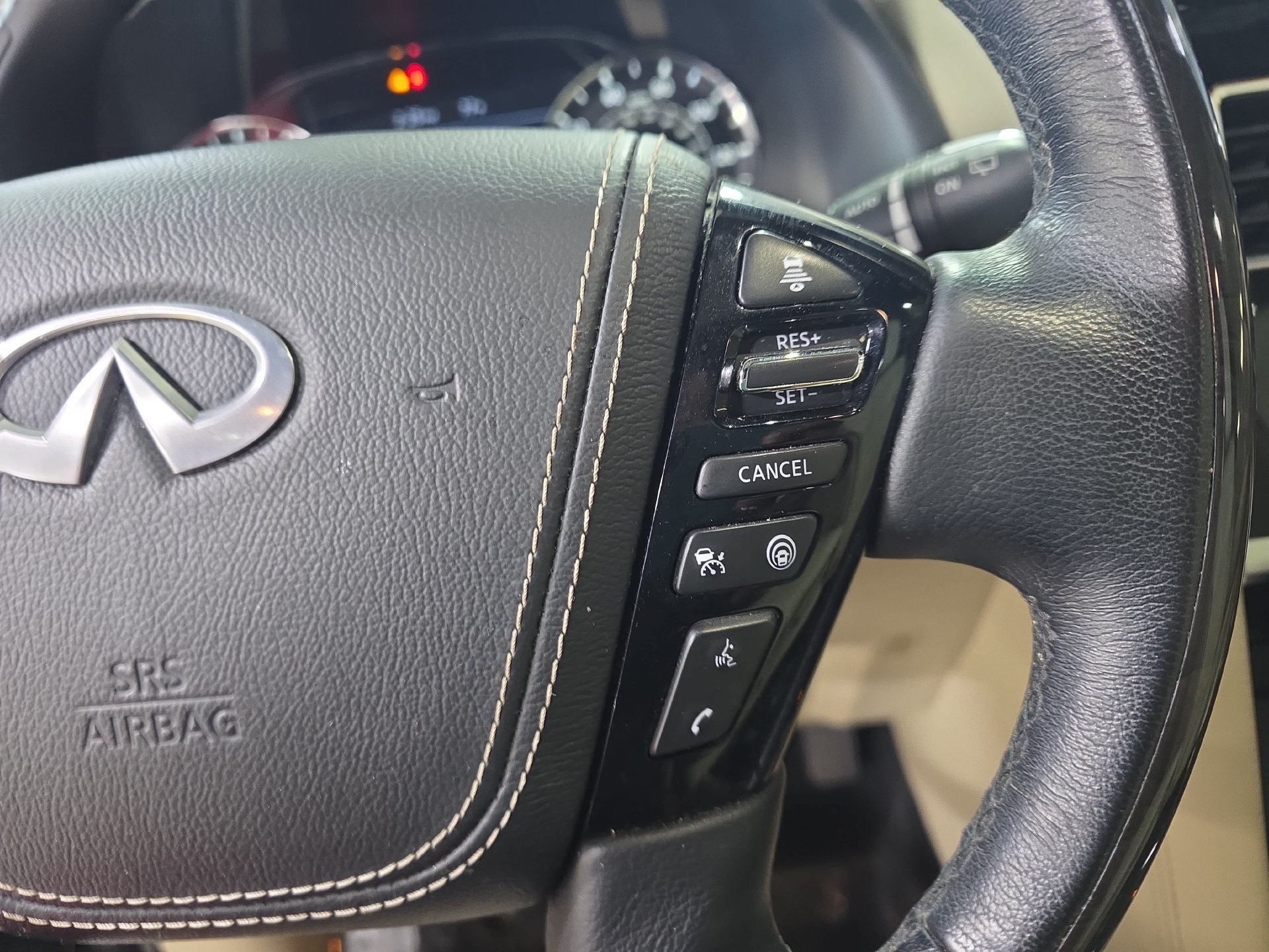 Certified 2024 INFINITI QX80 Sensory AWD/4WD image 18