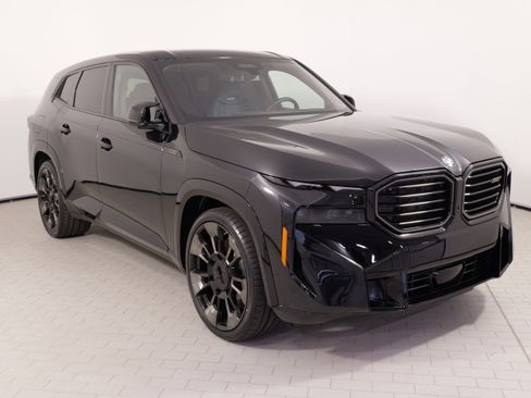 Used 2023 BMW XM w/ M Driver's Package AWD/4WD image 6