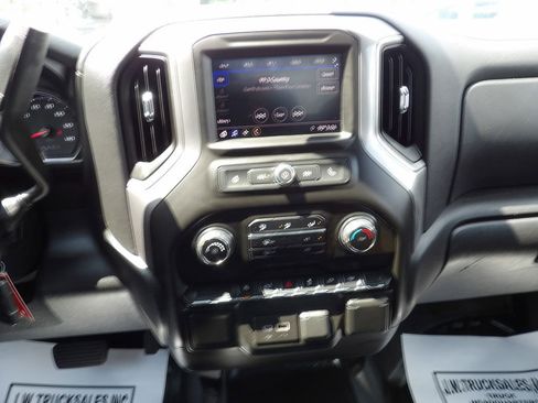 Used 2021 Chevrolet Silverado 1500 W/T w/ WT Value Package RWD image 22