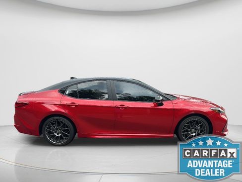 Used 2025 Toyota Camry XSE FWD image 4