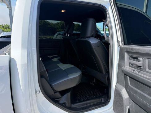 Used 2024 RAM 2500 Tradesman w/ Chrome Appearance Group AWD/4WD image 21