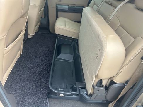 Used 2012 Ford F250 Lariat w/ Chrome Pkg RWD image 12