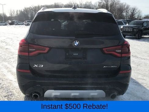 Used 2021 BMW X3 xDrive30e image 3