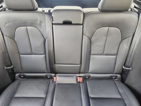 Certified 2025 Volvo XC40 B5 Ultra w/ Climate Package image 14