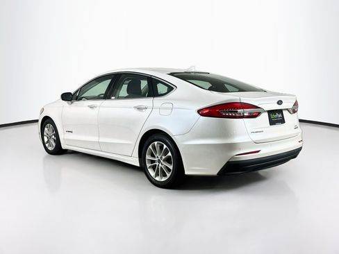 Used 2019 Ford Fusion SEL FWD image 5