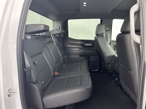 Used 2024 GMC Sierra 1500 SLT RWD image 8