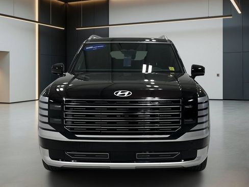 Certified 2026 Hyundai Palisade Calligraphy AWD/4WD image 10