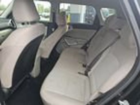 Used 2023 Kia Soul LX FWD image 6