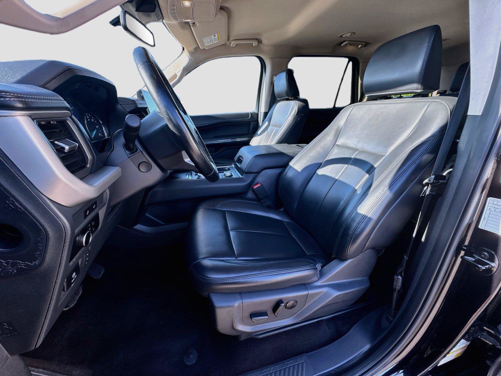 Used 2023 Ford Expedition XLT AWD/4WD image 9