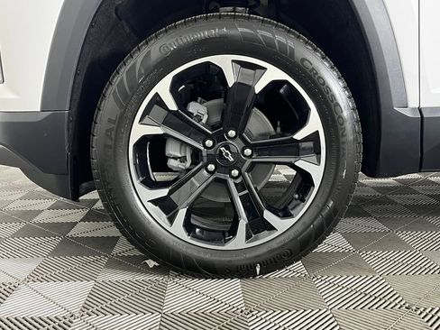 New 2026 Chevrolet Equinox LT w/ Convenience Package II image 16