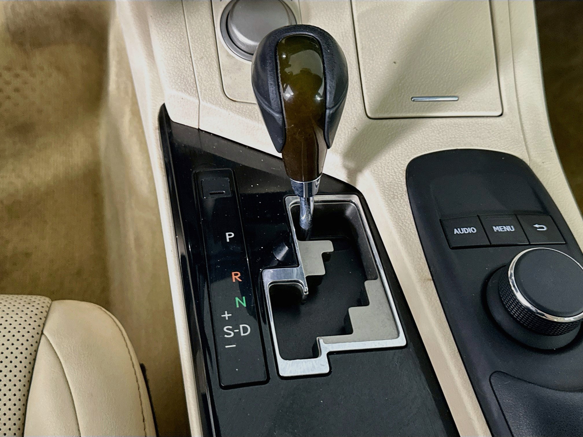 Used 2014 Lexus ES 350 w/ Premium Package FWD image 24