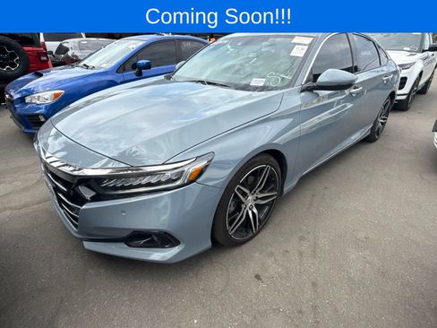 Used 2021 Honda Accord Touring image 1