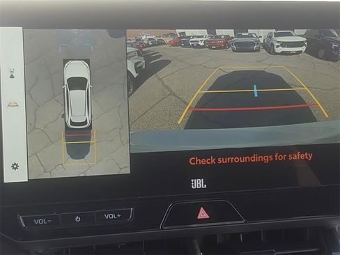 Used 2024 Toyota Venza Limited image 22