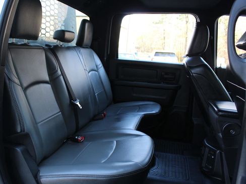 Used 2023 RAM 3500 Tradesman w/ Convenience Group image 40