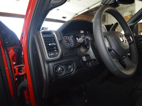 Used 2026 RAM 2500 Big Horn AWD/4WD image 30
