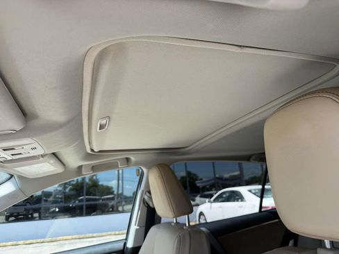 Used 2015 Toyota RAV4 Limited FWD image 13