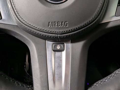 Certified 2022 BMW 230i Coupe w/ Premium Package image 33