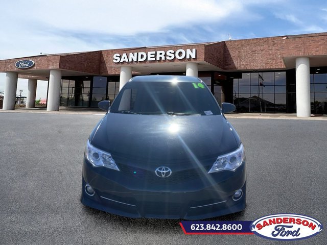Used 2014 Toyota Camry SE FWD image 8